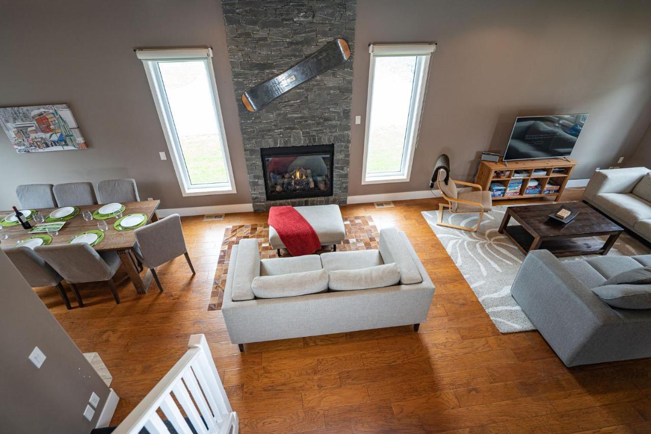 Aspen Lodge By Revelstoke Vacations Екстериор снимка