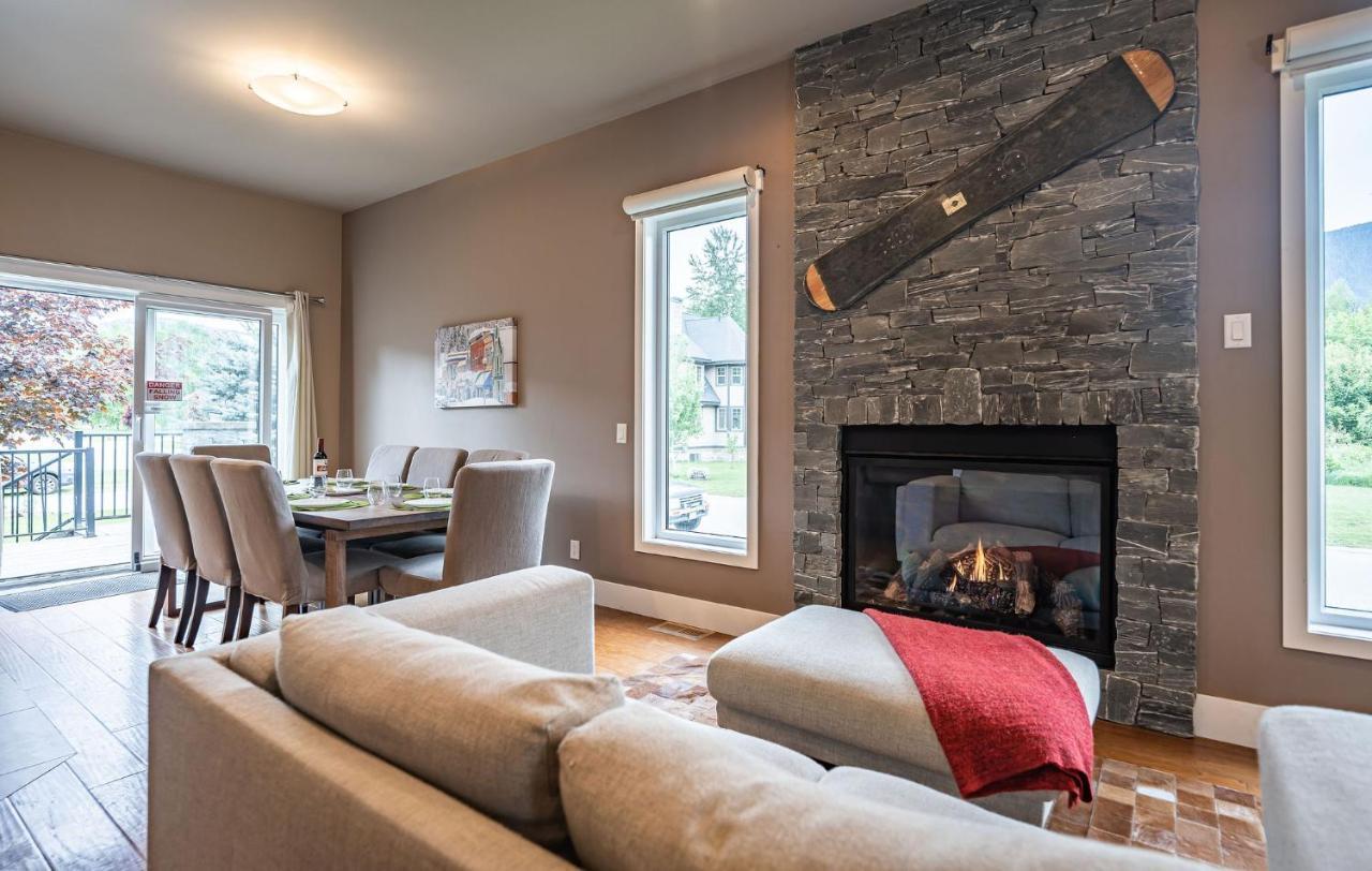 Aspen Lodge By Revelstoke Vacations Екстериор снимка
